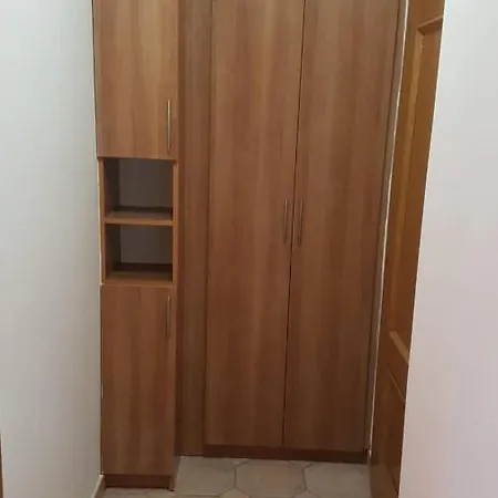 Vektra Apartment *